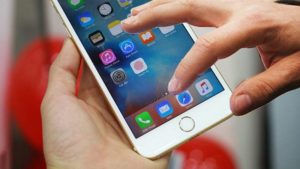 Cach sua dien thoai iphone bi liet cam ung phan duoi